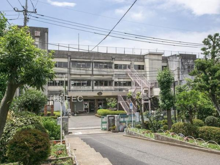 ���ӊ��@�y���w�Z�z����s���掵���w�Z�F300m